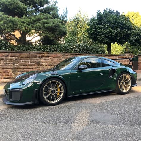 porsche 911 british racing green